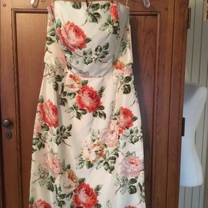 EUC Beautiful mica dress.  Raw silk  size 4